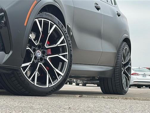2022 BMW X5 M Base