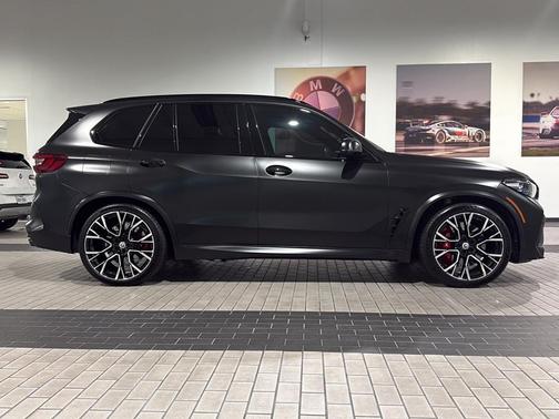 2022 BMW X5 M Base