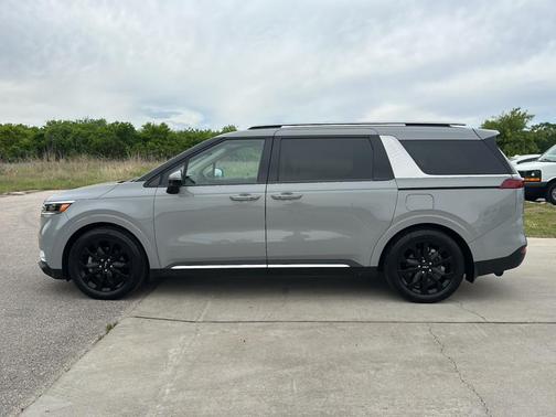 2024 Kia Carnival SX Prestige