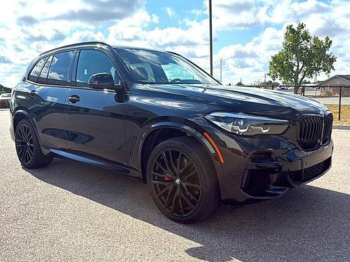 Black Sapphire Metallic 2022 BMW X5 sDrive40i
