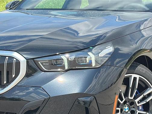 2026 BMW 530 i