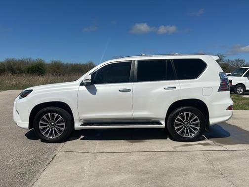 2023 Lexus GX 460 Luxury