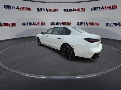 2024 BMW i7 eDrive50