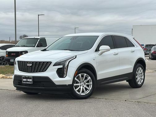 2023 Cadillac XT4 Luxury