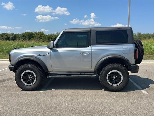 2023 Ford Bronco Outer Banks