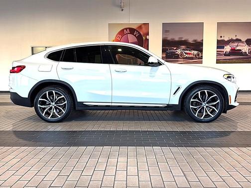2021 BMW X4 xDrive30i