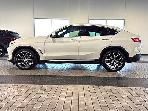 2021 BMW X4 xDrive30i