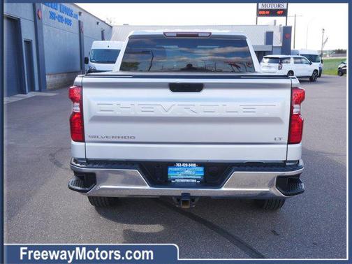 Silver Ice Metallic 2021 Chevrolet Silverado 1500 LT