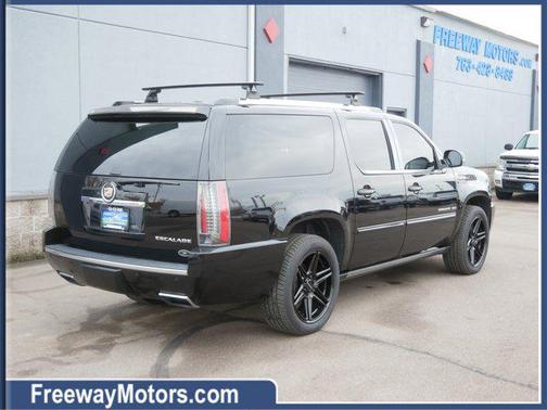 2013 Cadillac Escalade ESV Premium