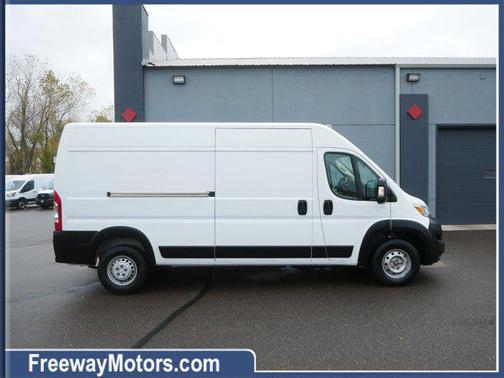 2024 RAM ProMaster 2500 Tradesman