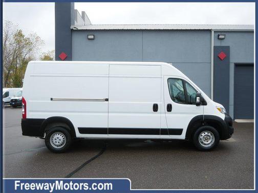 2024 RAM ProMaster 2500 Tradesman