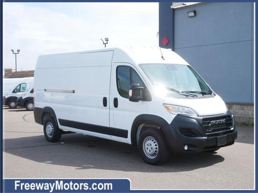 Bright White Clearcoat 2024 RAM ProMaster 2500 Tradesman