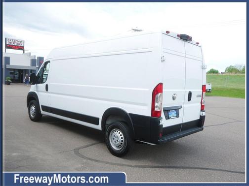Bright White Clearcoat 2026 RAM ProMaster 2500 Tradesman