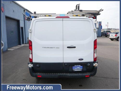2017 Ford Transit-250 Base