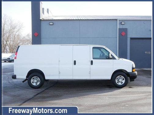 2022 Chevrolet Express 2500 RWD 2500 Extended Wheelbase WT
