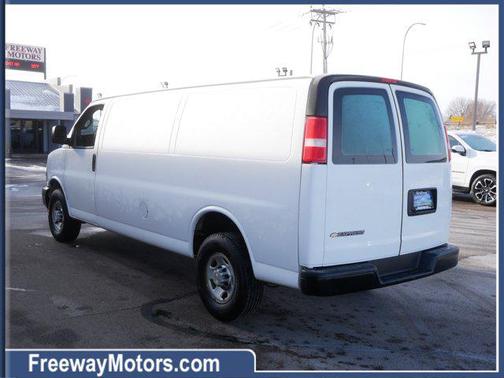 2022 Chevrolet Express 2500 RWD 2500 Extended Wheelbase WT