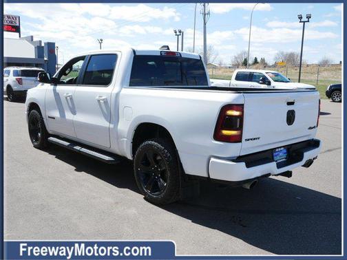 2023 RAM 1500 Sport