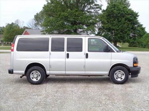 2019 Chevrolet Express 2500 LS