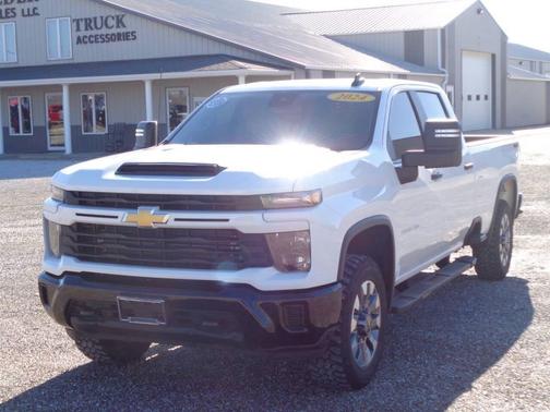 2024 Chevrolet Silverado 2500 Custom