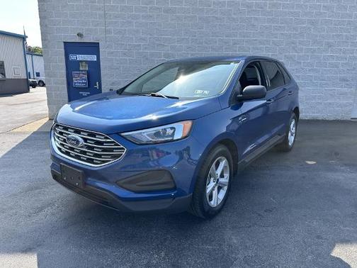 2022 Ford Edge SE
