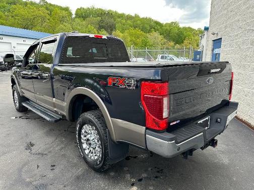 2021 Ford F-350 LARIAT SUPER DUTY