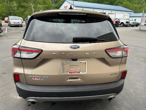2021 Ford Escape TITANIUM