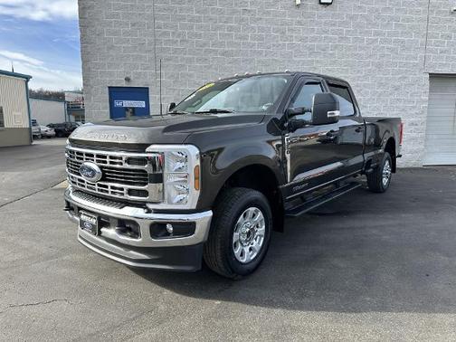 2024 Ford F-350 XLT