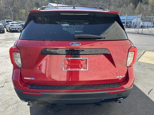 RAPID RED MET TINTED CC 2023 Ford Explorer ST-LINE