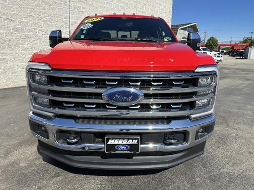 RACE RED 2024 Ford F-250 LARIAT