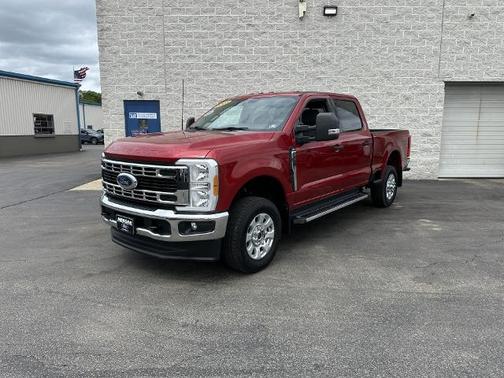 RAPID RED 2023 Ford F-250 XLT