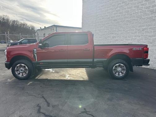 2024 Ford F-250 KING RANCH