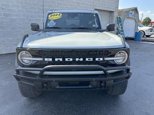 2024 Ford Bronco WILDTRAK