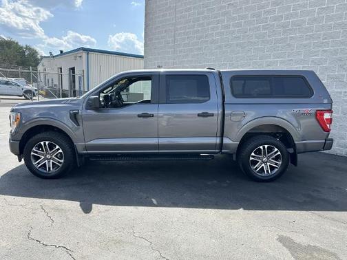 CARBONIZED GRAY METALLIC 2022 Ford F-150 XL