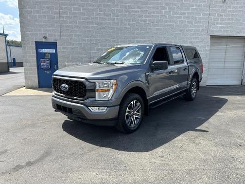 CARBONIZED GRAY METALLIC 2022 Ford F-150 XL