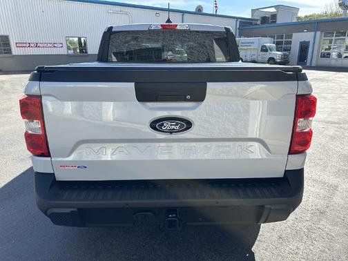 SPACE WHITE METALLIC 2026 Ford Maverick XLT
