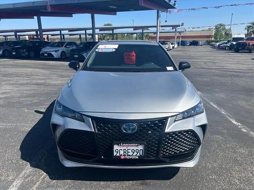 2022 Toyota Avalon Hybrid XSE