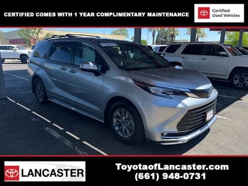 2022 Toyota Sienna XLE 8 Passenger