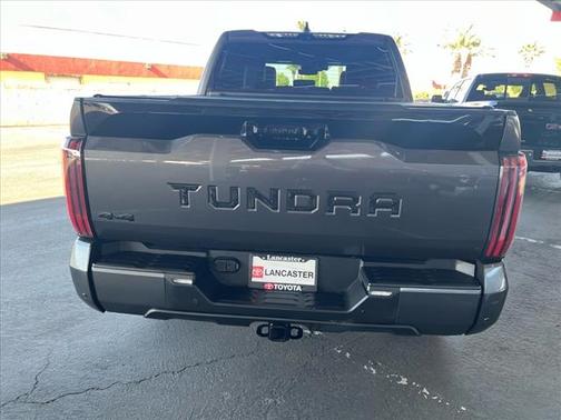 2022 Toyota Tundra Platinum