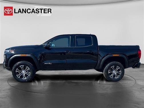 Onyx Black 2023 GMC Canyon AT4