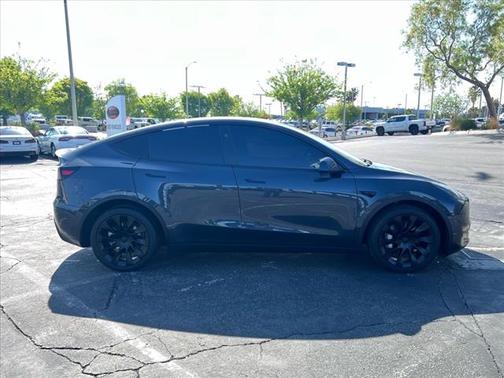 2024 Tesla Model Y Long Range Dual Motor All-Wheel Drive