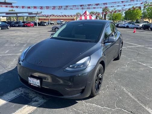 2024 Tesla Model Y Long Range Dual Motor All-Wheel Drive