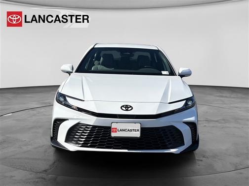 Ice Cap 2026 Toyota Camry SE
