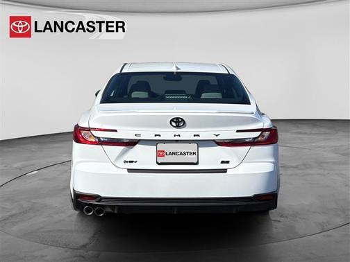 Ice Cap 2026 Toyota Camry SE
