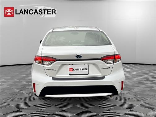 2022 Toyota Corolla Hybrid LE