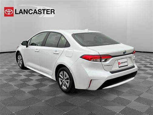 2022 Toyota Corolla Hybrid LE