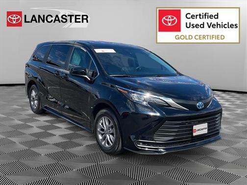 2024 Toyota Sienna LE