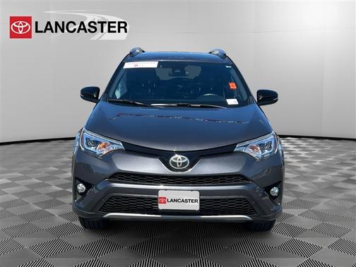 2017 Toyota RAV4 SE