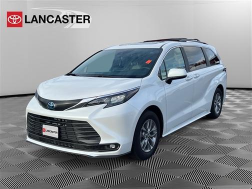 2025 Toyota Sienna XLE