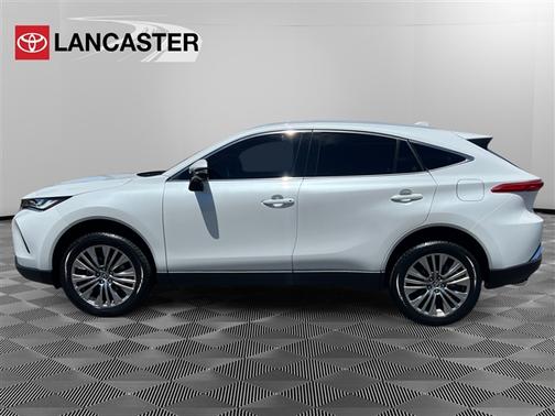 2024 Toyota Venza LE