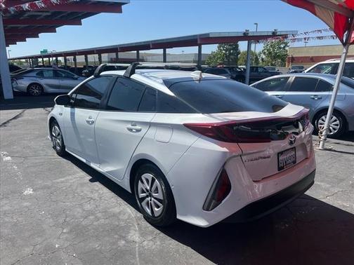 2021 Toyota Prius Prime LE